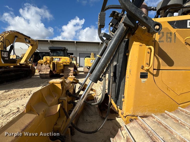 image for item EA7093 2019 Caterpillar D6T LGP dozer