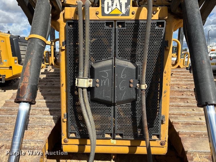 image for item EA7093 2019 Caterpillar D6T LGP dozer