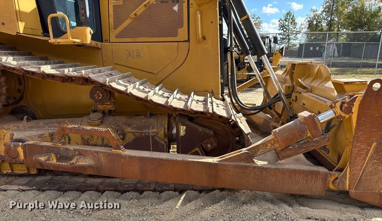 image for item EA7093 2019 Caterpillar D6T LGP dozer
