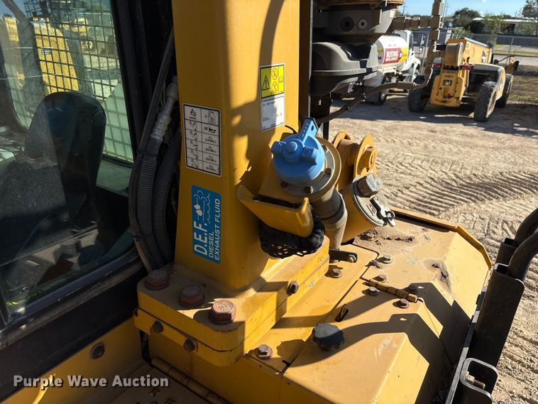 image for item EA7093 2019 Caterpillar D6T LGP dozer