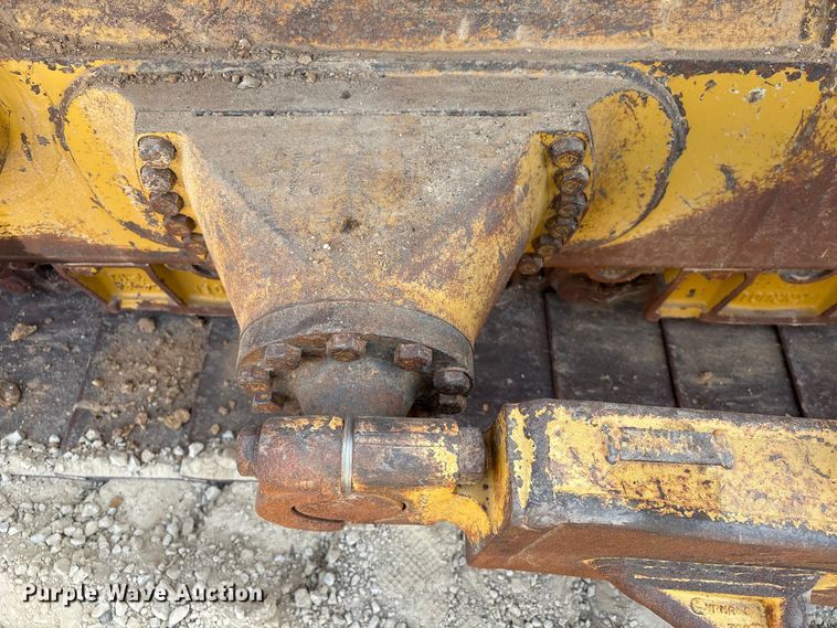 image for item EA7093 2019 Caterpillar D6T LGP dozer