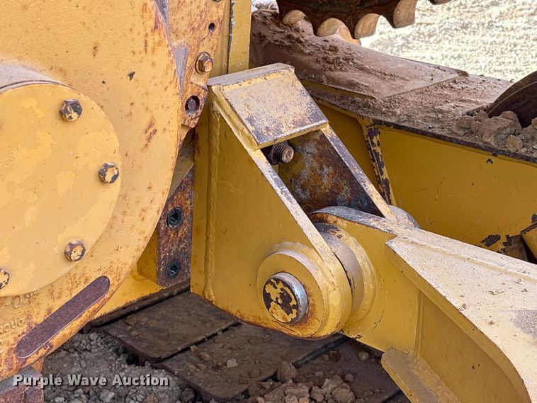 image for item EA7093 2019 Caterpillar D6T LGP dozer