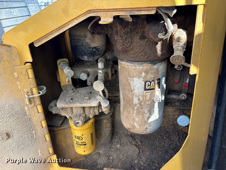 image for item EA7093 2019 Caterpillar D6T LGP dozer