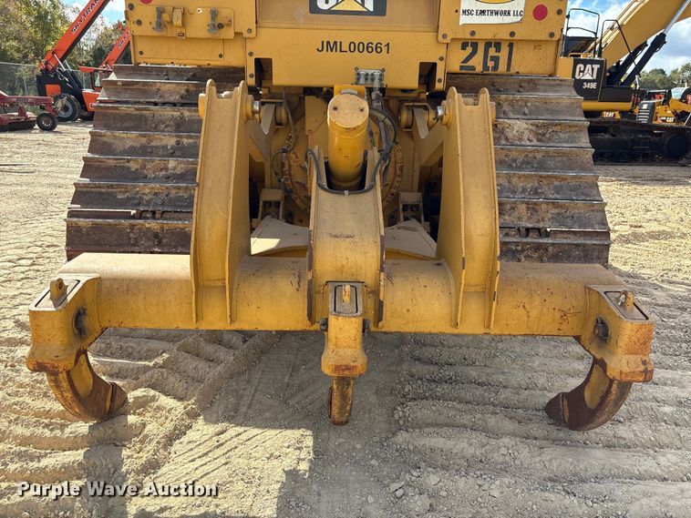 image for item EA7093 2019 Caterpillar D6T LGP dozer