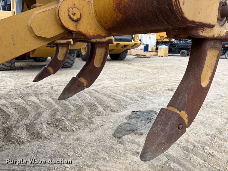 image for item EA7093 2019 Caterpillar D6T LGP dozer