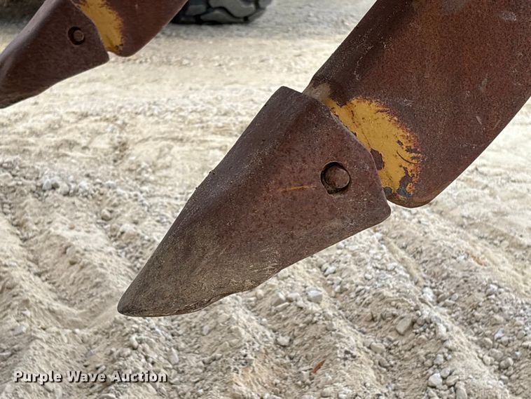 image for item EA7093 2019 Caterpillar D6T LGP dozer