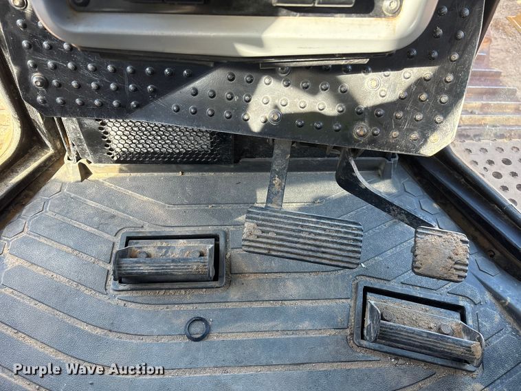 image for item EA7093 2019 Caterpillar D6T LGP dozer