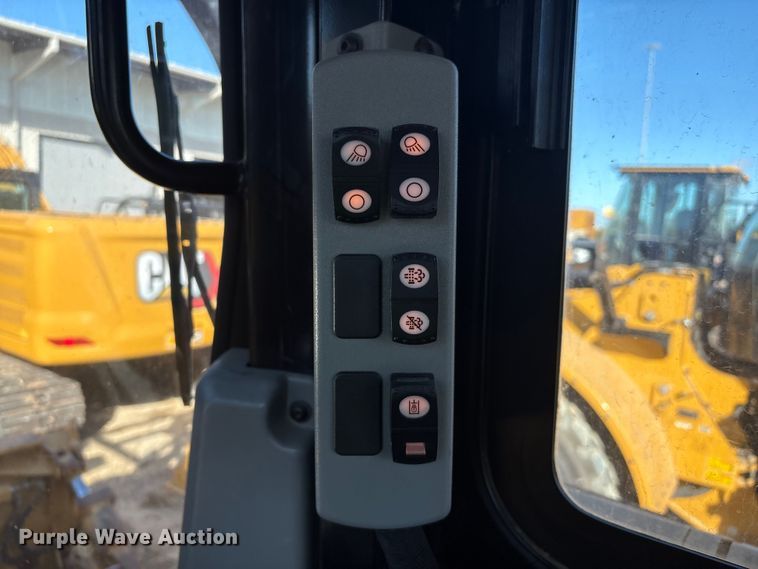 image for item EA7093 2019 Caterpillar D6T LGP dozer