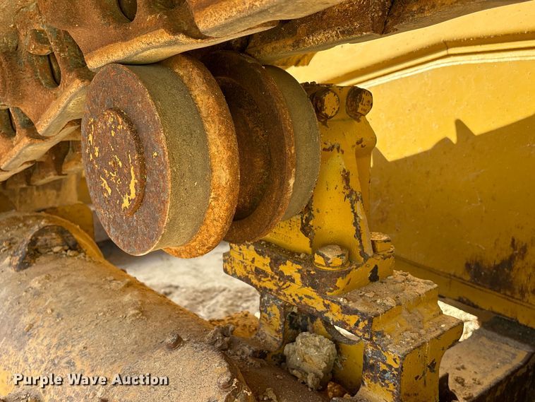 image for item EA7093 2019 Caterpillar D6T LGP dozer