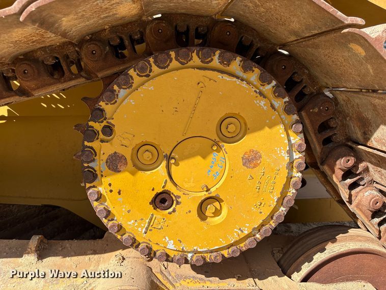 image for item EA7093 2019 Caterpillar D6T LGP dozer