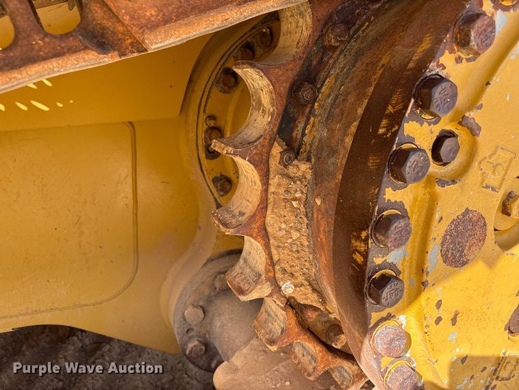 image for item EA7093 2019 Caterpillar D6T LGP dozer