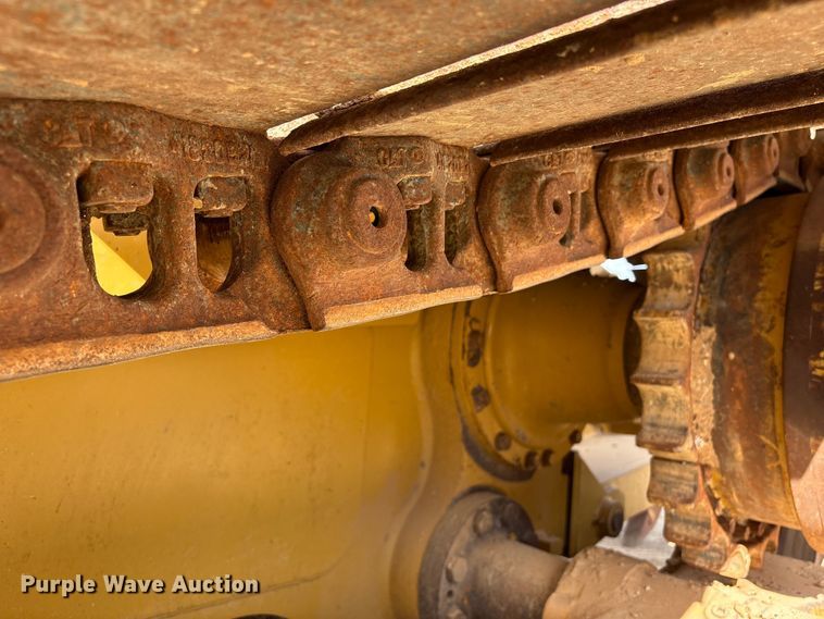 image for item EA7093 2019 Caterpillar D6T LGP dozer