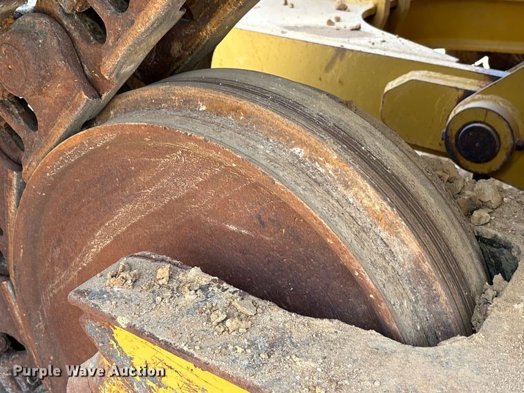 image for item EA7093 2019 Caterpillar D6T LGP dozer