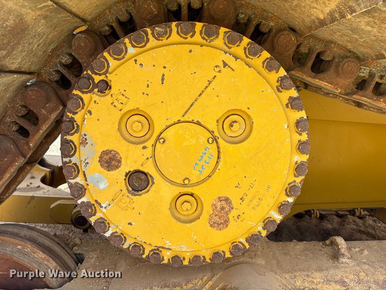 image for item EA7093 2019 Caterpillar D6T LGP dozer