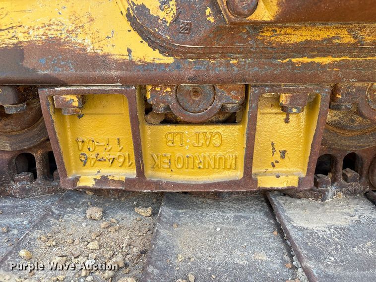 image for item EA7093 2019 Caterpillar D6T LGP dozer