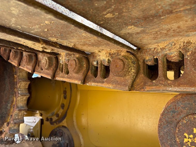 image for item EA7093 2019 Caterpillar D6T LGP dozer