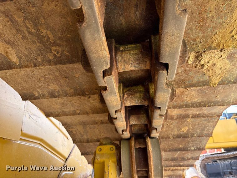 image for item EA7093 2019 Caterpillar D6T LGP dozer