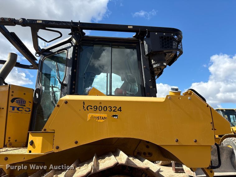 image for item EA7094 2020 Caterpillar D6 LGP dozer