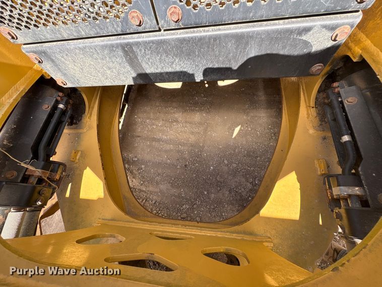 image for item EA7094 2020 Caterpillar D6 LGP dozer