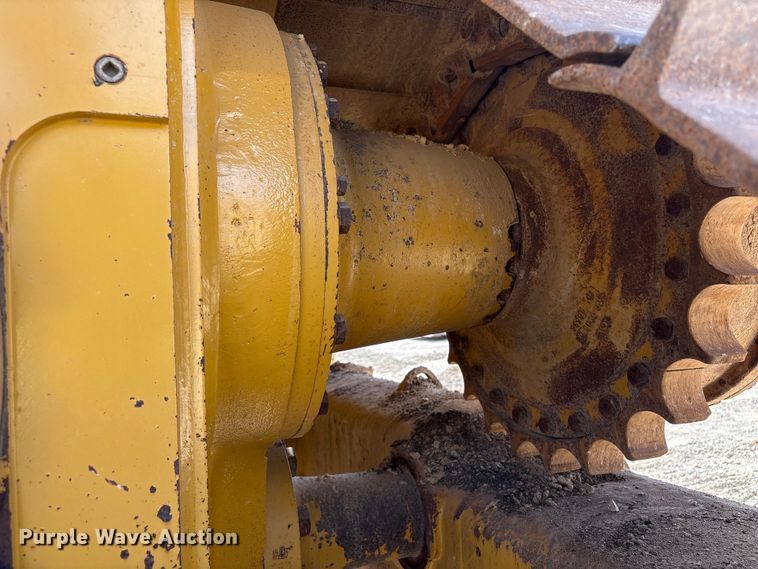 image for item EA7094 2020 Caterpillar D6 LGP dozer