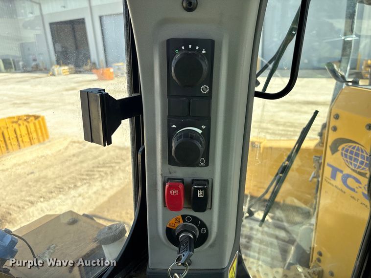 image for item EA7094 2020 Caterpillar D6 LGP dozer