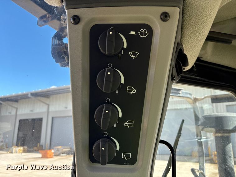 image for item EA7094 2020 Caterpillar D6 LGP dozer