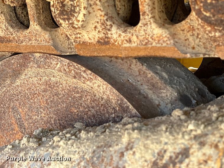 image for item EA7094 2020 Caterpillar D6 LGP dozer