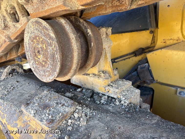 image for item EA7094 2020 Caterpillar D6 LGP dozer