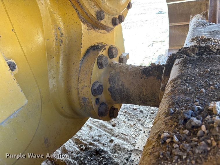 image for item EA7094 2020 Caterpillar D6 LGP dozer