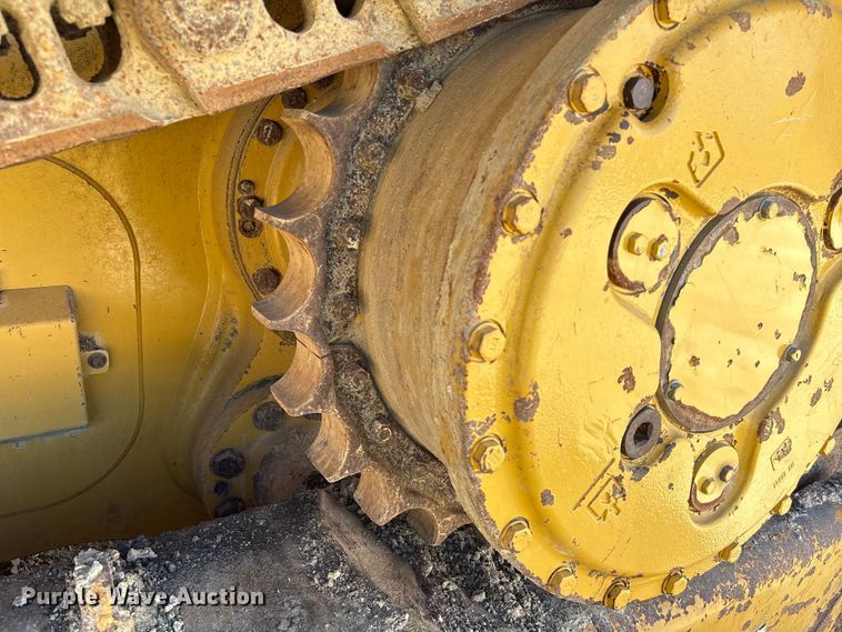 image for item EA7094 2020 Caterpillar D6 LGP dozer