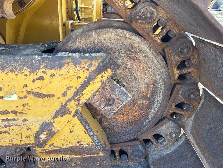 image for item EA7094 2020 Caterpillar D6 LGP dozer
