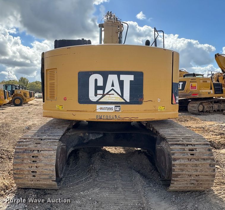 image for item EA7095 2013 Caterpillar 328D LCR excavator
