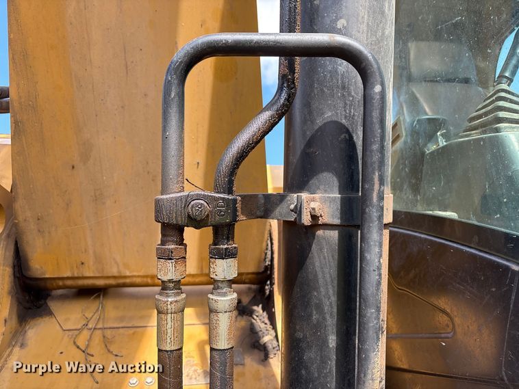 image for item EA7095 2013 Caterpillar 328D LCR excavator