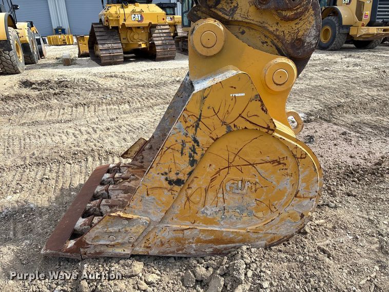 image for item EA7095 2013 Caterpillar 328D LCR excavator
