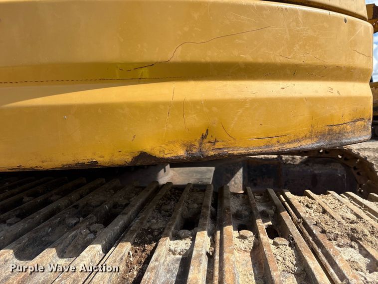 image for item EA7095 2013 Caterpillar 328D LCR excavator