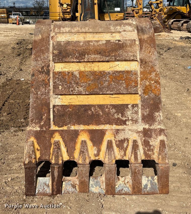 image for item EA7095 2013 Caterpillar 328D LCR excavator
