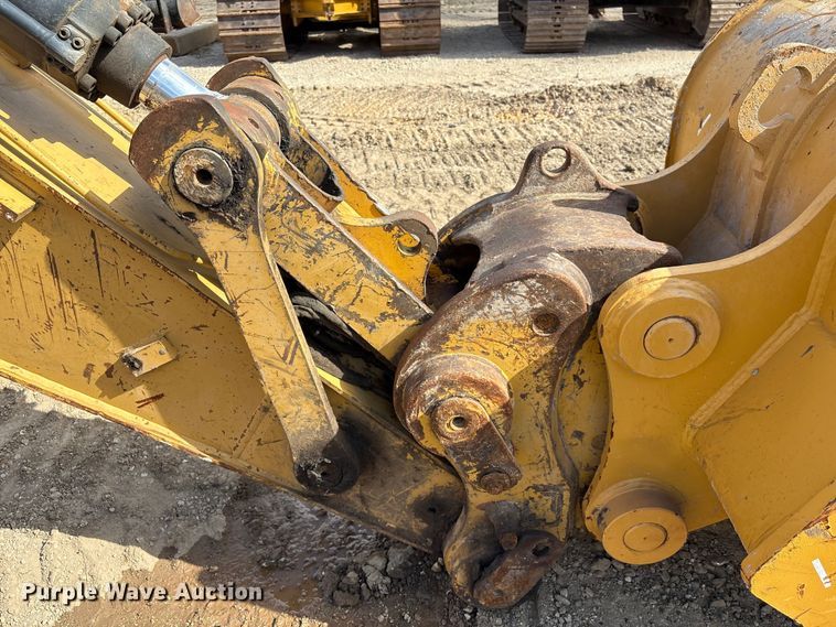 image for item EA7095 2013 Caterpillar 328D LCR excavator