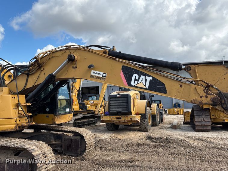 image for item EA7095 2013 Caterpillar 328D LCR excavator