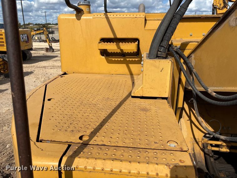 image for item EA7095 2013 Caterpillar 328D LCR excavator