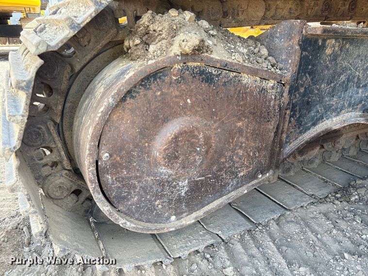 image for item EA7095 2013 Caterpillar 328D LCR excavator