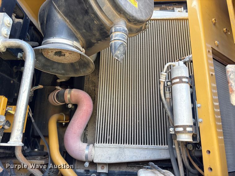 image for item EA7095 2013 Caterpillar 328D LCR excavator