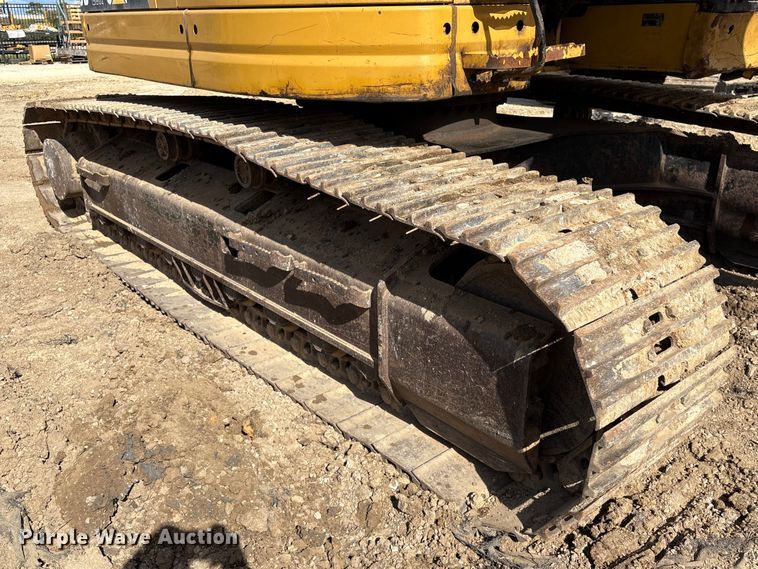 image for item EA7095 2013 Caterpillar 328D LCR excavator