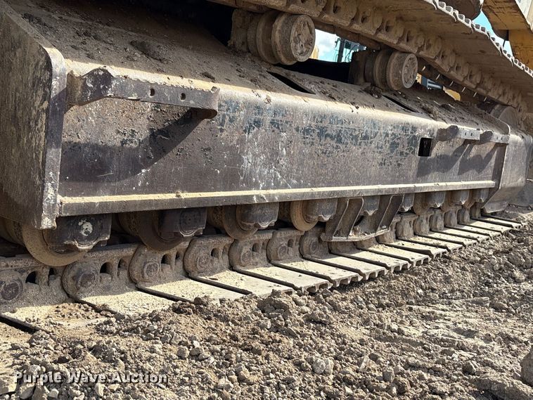 image for item EA7095 2013 Caterpillar 328D LCR excavator