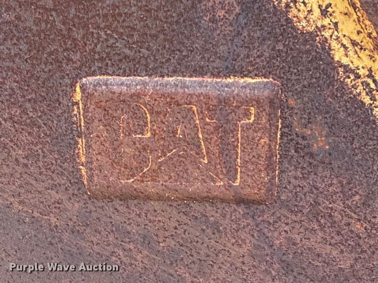 image for item EA7096 2018 Caterpillar 323 excavator