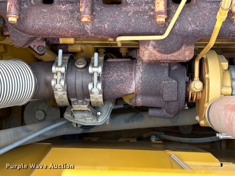 image for item EA7096 2018 Caterpillar 323 excavator