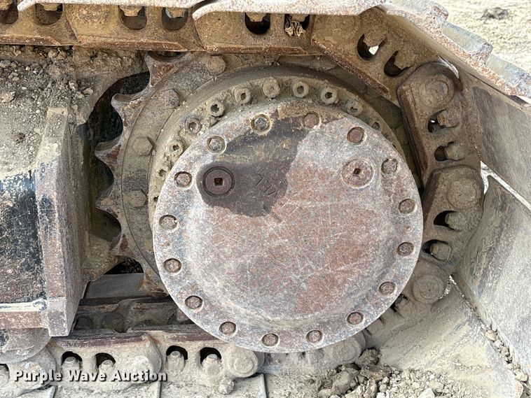 image for item EA7096 2018 Caterpillar 323 excavator