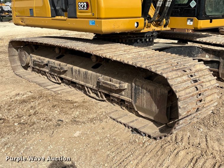 image for item EA7096 2018 Caterpillar 323 excavator