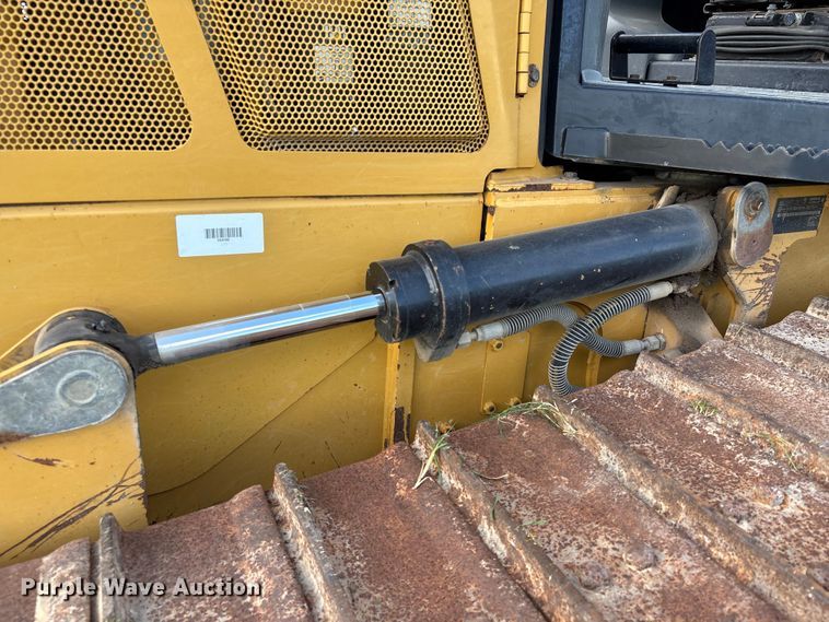 image for item EA7097 2018 Caterpillar D3K2 LGP dozer