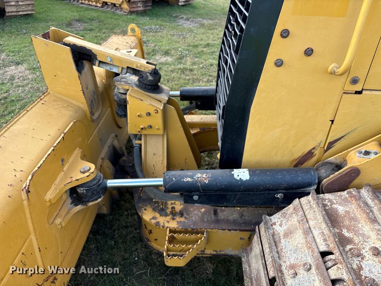 image for item EA7097 2018 Caterpillar D3K2 LGP dozer