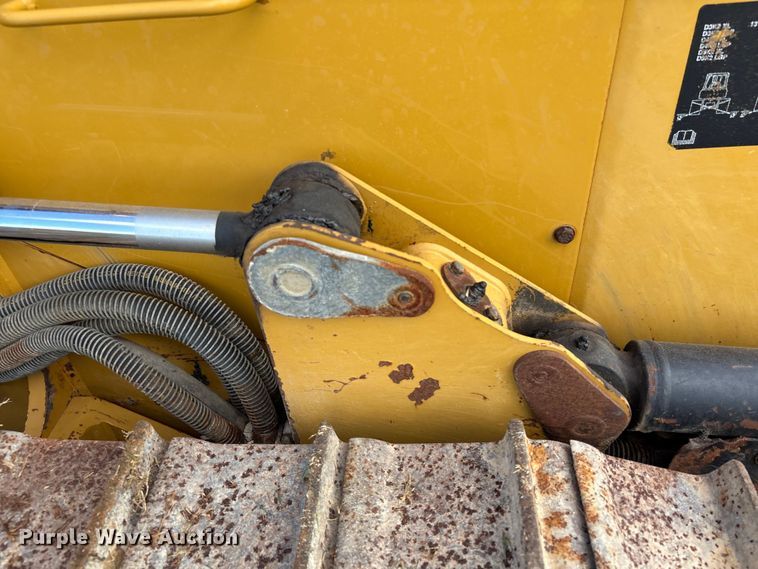 image for item EA7097 2018 Caterpillar D3K2 LGP dozer